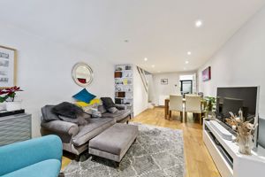 Living Room- click for photo gallery